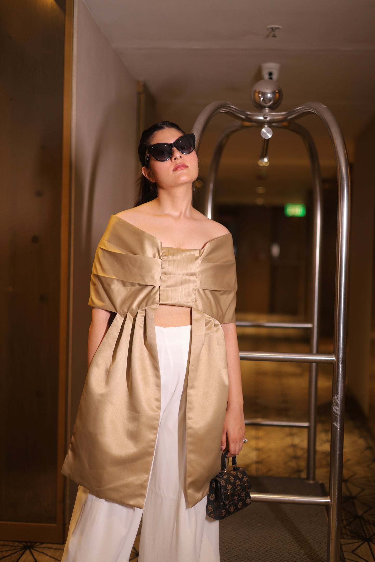 Capella - The Off Beige